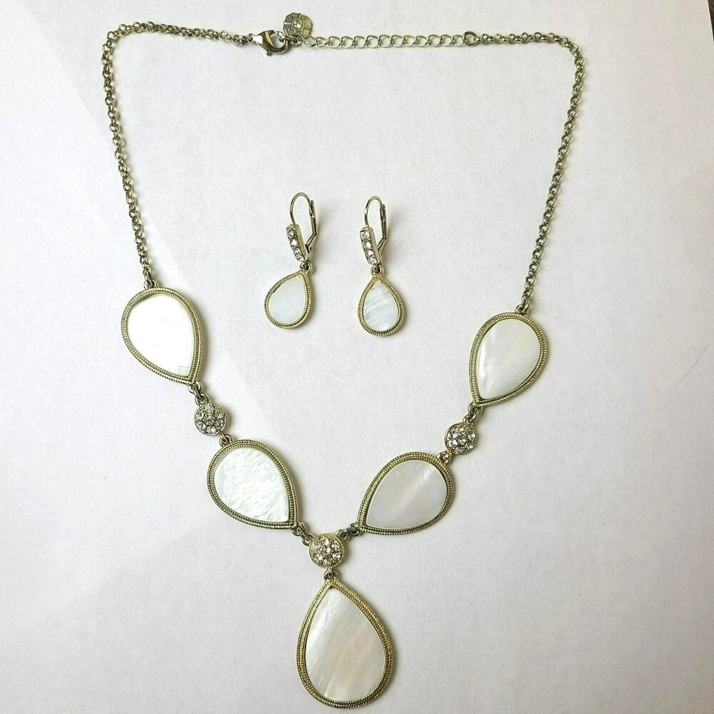 Monet Faux MOP & Rhinestone Teardrop Gold Tone Necklace & Earrings Set - Picture 5 of 10